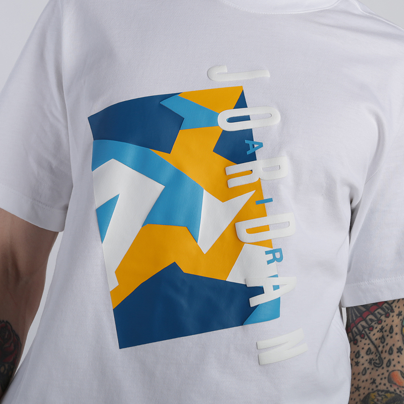 Мужская футболка Jordan Pattern Tee (AQ3838-100)  - цена, описание, фото 2